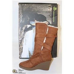 DAWGS WOMENS FASHION 11" WEDGE BUCKLE BOOTS