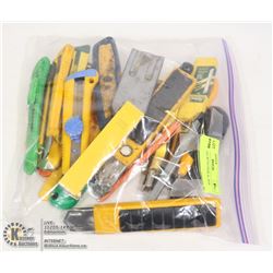 LARGE BAG WITH OVER 20  BOX CUTTER