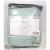 Image 1 : FEATHER AND STITCH NEW YORK 4PC QUEEN SHEET SET