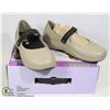 Image 1 : MARY JANE SHOES TAN/BLACK SIZE 6/36