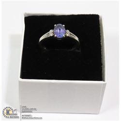 VINTAGE STERLING SILVER RING WITH STONE