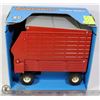 Image 1 : ERTL FARM COUNTRY FORAGE WAGON