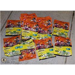 LARGE FLAT OF GUMMY CANDY