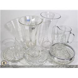 BOX OF ASSORTED GLASSWARE