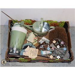 GARDEN DECORATIVE BOX LOT