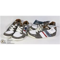 TWO PAIRS OF PEPPERTS KINDER SNEAKER SIZE EU 33