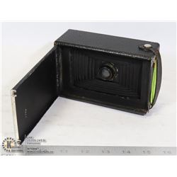 ANTIQUE FOLDING BOX CAMERA PREMOETTE