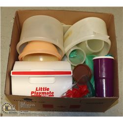 TUPPERWARE & ASSORTED PLASTICWARE- BOX LOT