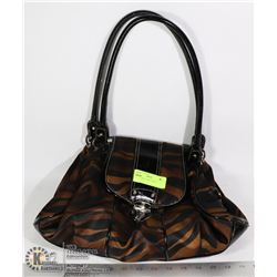 BLACK AND TIGER STRIPED HANDBAG
