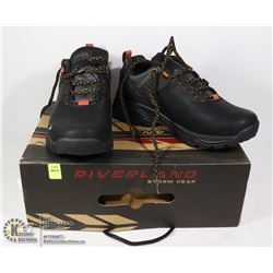 STORM GEAR SHOES SIZE 8