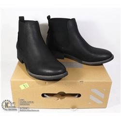CHELSEE BOOTS SIZE 7