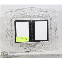 MIKASA GLASS DOUBLE PICTURE FRAME