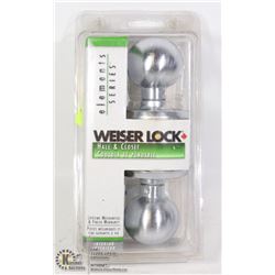 WEISER HALL AND CLOSET DOOR HANDLE SET