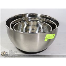 SET OF 3 ST. STEEL MIXING BOWLS WITH VOLUME CHART
