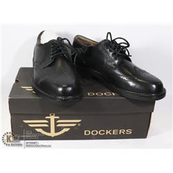 PAIR OF DOCKERS SHOES SIZE 8 M