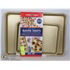 Image 1 : NORDIC WARE 3PC BAKING SHEET SET ALUMINUM