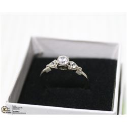 10K WHITE GOLD VINTAGE DRESS RING SIZE 8.5