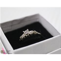 18K VINTAGE WHITE GOLD DIAMOND RING SIZE 8.5