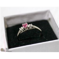 10K WHITE GOLD RING WITH PINK STONE SIZE 8