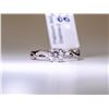Image 1 : 32) PLATINUM DIAMOND RING