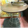 Image 1 : ROUND TABLE WITH METAL BASE 20 INCHES WIDE X 19