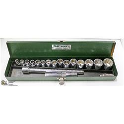 SOCKET SET OF 15- SIZE 10-32 MM WITH EXTENSION- SK