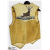 Image 1 : DEER HIDE TANNED VEST WITH DEER PAINTING ON THE