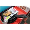 Image 1 : NEW T-FAL 3 PACK TITANIUM NON-STICK FRY PAN SET