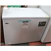 Image 1 : NEW DANBY PREMIERE CHEST FREEZER SCRATCH AND DENT