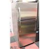 Image 1 : GE STAINLESS STEEL FRIDGE