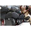 Image 1 : LOT OF 8  ASSORTED HYDRAULIC LIFT OFFICE CHAIRS