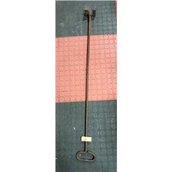 VINTAGE CATTLE BRANDING IRON "Z" OR "N"