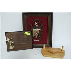 COAT OF ARMS / TROPHY NAPKIN COAT ARMS