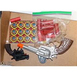 FLAT OF VINTAGE CAP GUNS & CAPS