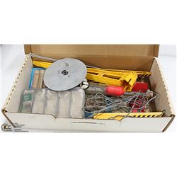 VINTAGE FLYING MODEL ROCKET