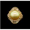 Image 2 : 14KT Yellow Gold Pearl and Diamond Ring