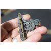 Image 2 : ARTILLERY CANADA CAP BADGE