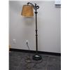 Image 2 : VINTAGE FLOOR STYLE LAMP (WORKING)