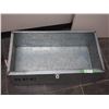 Image 2 : ALUMINUM METAL BOX (16 X 11 X 30 1/4 IN LONG)