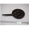 Image 1 : CAST IRON MUFFIN PAN