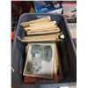 Image 2 : 2 BOXES VINTAGE MAGAZINES, COLLECTABLES, METAL VASE