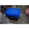 Image 2 : 5 MASTERCRAFT STORAGE TOTES - 102L 29 X 20 X 15 INCHES WITH LIDS