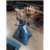 Image 2 : Pair of 5 ton jack stands