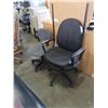 Image 1 : 2 GAS LIFT OFFICE CHAIRS