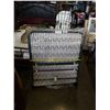 Image 1 : FOLDING COT