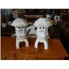 Image 1 : 2 DECORATIVE GARDEN LIGHTS