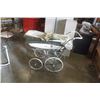 Image 1 : GREEN PEDIGREE BASINETTE STROLLER