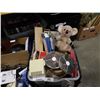 Image 2 : BOX OF ESTATE GOODS