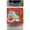 Image 2 : 5 PIECE BUNNYKINS DINNER SET AND 2 BUNNY KINS BOWLS