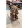 Image 4 : CARVED BEAR FIGURE AND 3 FIRST NATIONS CARDS